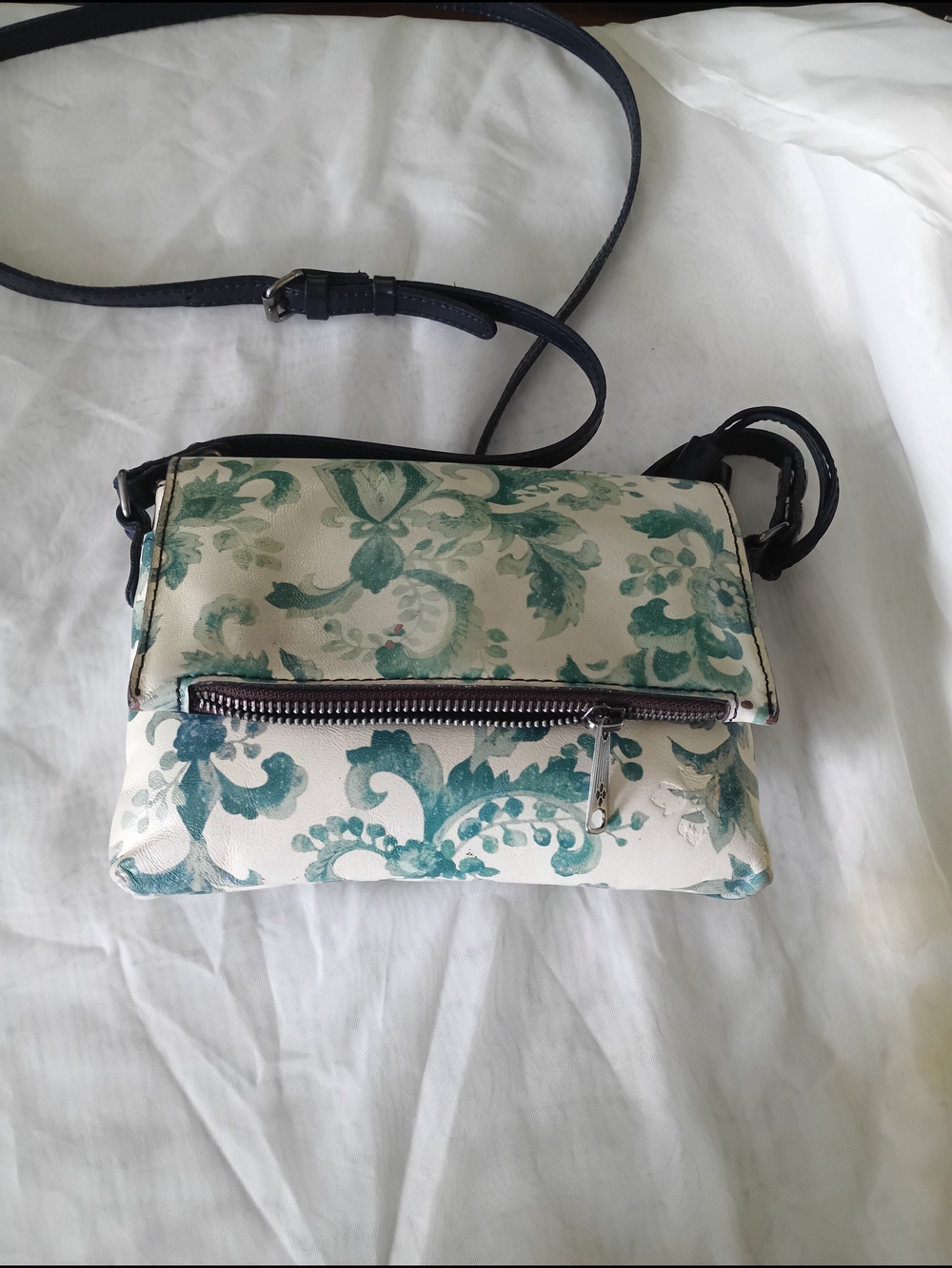 Patricia Nash Corfu Small Leather Crossbody Handbag w/Wallet